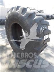 Titan 20.5x25 タイヤ、ホイル、リム