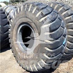 Titan 29.5x25 タイヤ、ホイル、リム