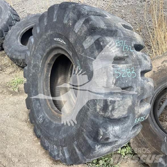Toyo 23.5x25 タイヤ、ホイル、リム