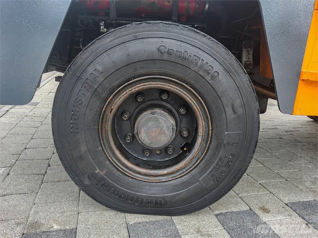  ATA 8500 4x4 トーイングトラック