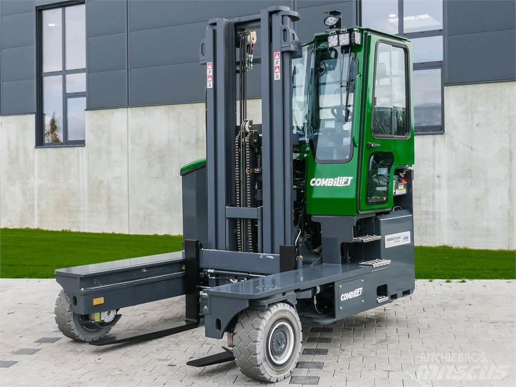 Combilift C 5500 XLE 全方向リーチ型フォークリフト
