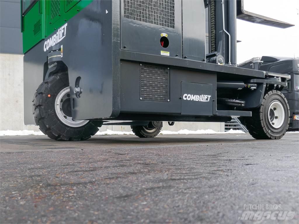 Combilift C 6000 全方向リーチ型フォークリフト