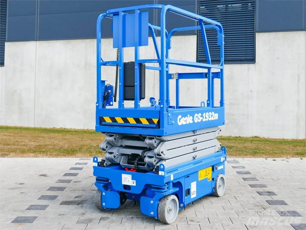 Genie GS 1932 シザースリフト