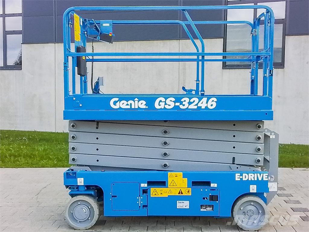 Genie GS 3246 シザースリフト