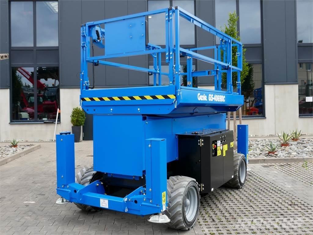 Genie GS 4069 DC シザースリフト