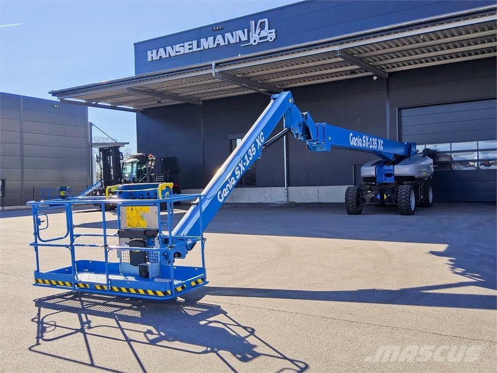Genie SX-135 XC ブームリフト　直伸型