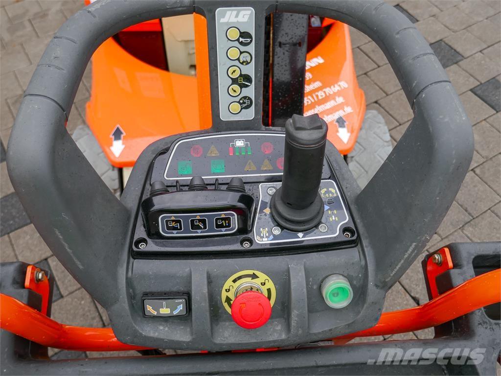 JLG Toucan 12E Plus 垂直昇降型リフト