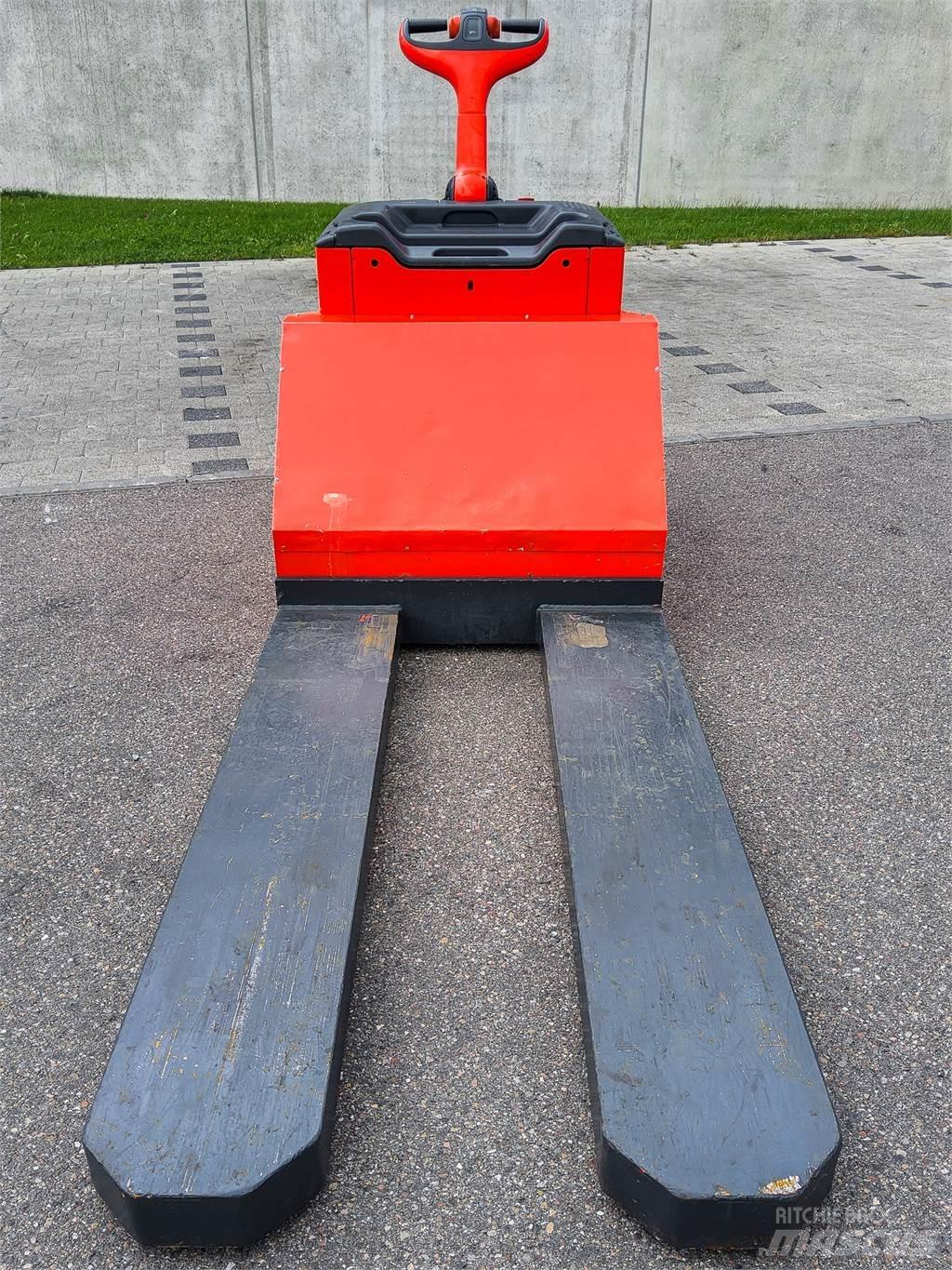Linde T 30 ウォーキンフォークリフト