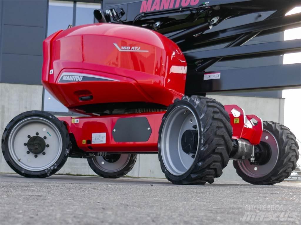 Manitou 160 ATJ ブームリフト　屈伸型