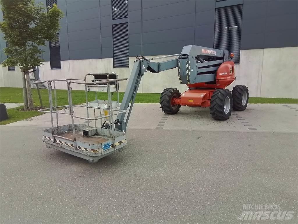 Manitou 165 ATJ ブームリフト　屈伸型