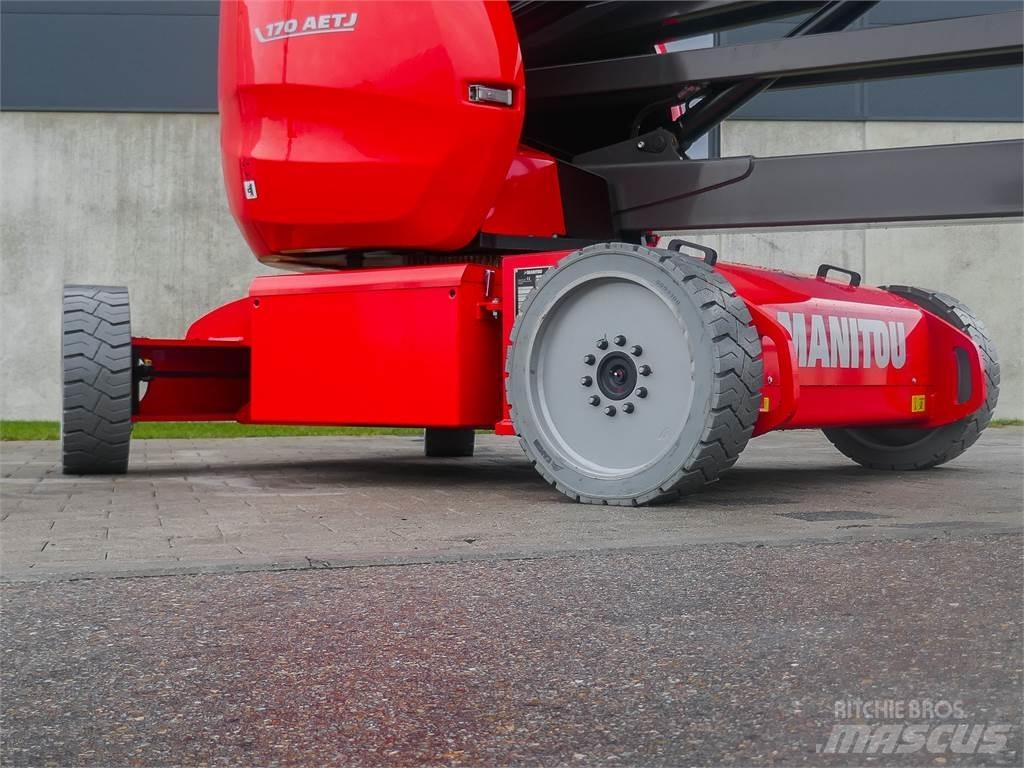 Manitou 170 AETJ ブームリフト　屈伸型