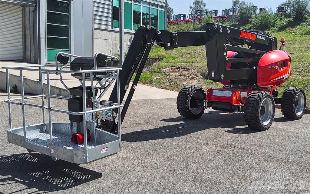 Manitou 200 ATJ ブームリフト　屈伸型