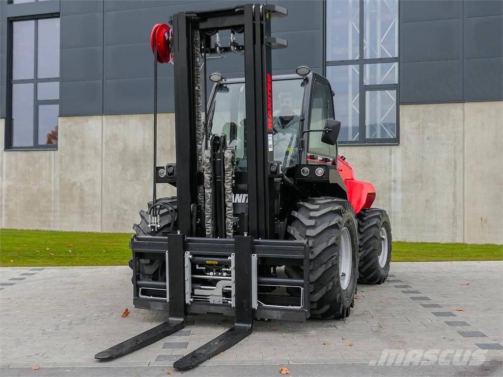 Manitou M 50-4 ラフターテレントラック