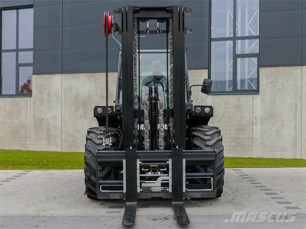 Manitou M 50-4 ラフターテレントラック
