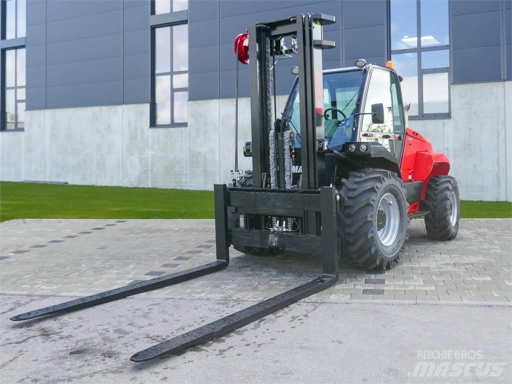 Manitou M 50-4 ラフターテレントラック