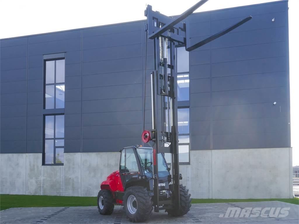 Manitou M 50-4 ラフターテレントラック