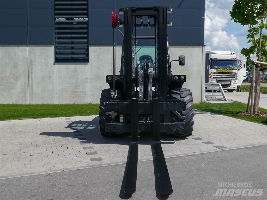 Manitou M 50-4 ラフターテレントラック