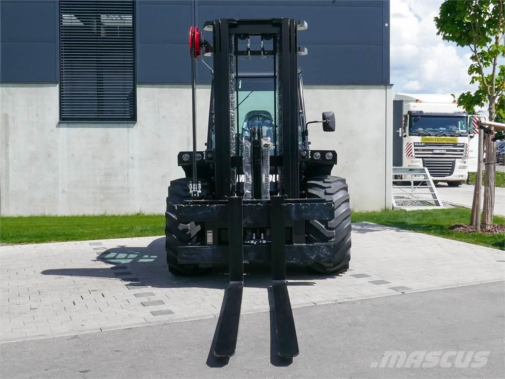 Manitou M 50-4 ラフターテレントラック