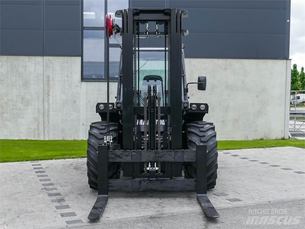Manitou M 50-4 ラフターテレントラック