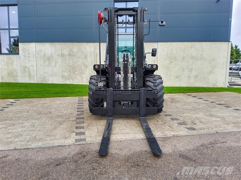 Manitou M 50-4 ラフターテレントラック