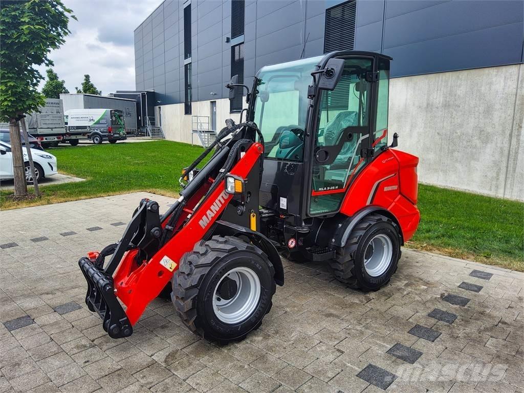 Manitou MLA 3-25H ミニ油圧ショベル 7t以下（ミニユンボ・ミニディガー）