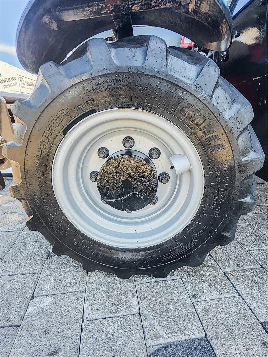 Manitou MLT 625 テレスコーピックハンドラー