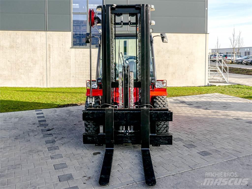 Manitou MSI 50 ラフターテレントラック