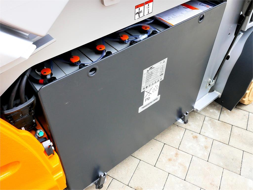 Still RX 60-50 バッテリーフォークリフト