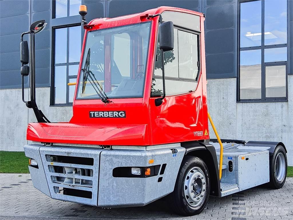 Terberg YT 223 ターミナルトラクター
