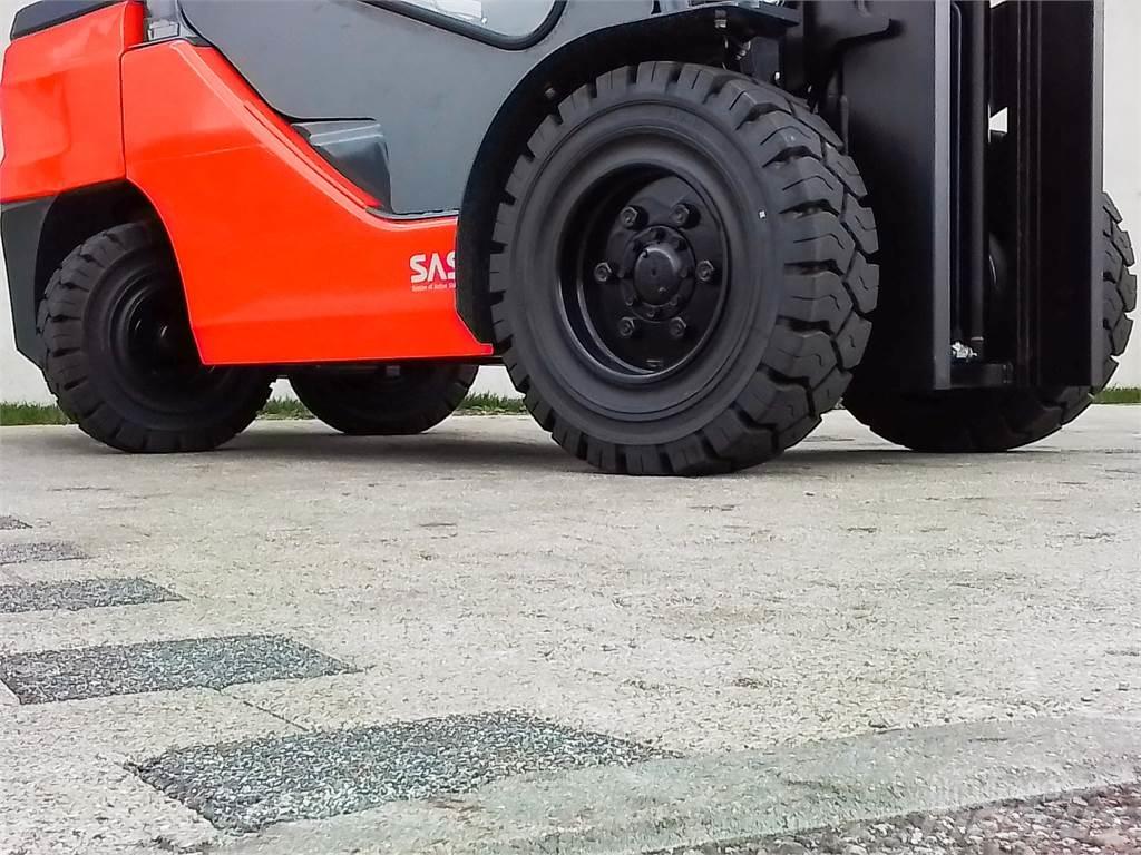 Toyota 52-8FDJF35 ディーゼル・軽油