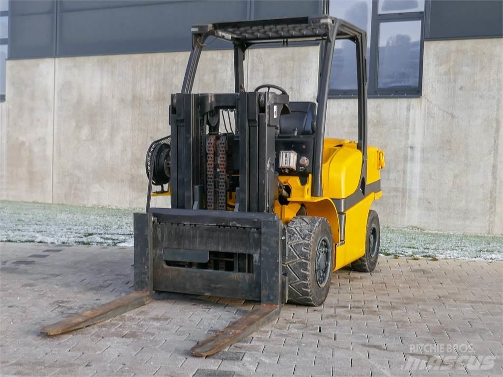 Yale GDP 40VX6 V2471 ディーゼル・軽油