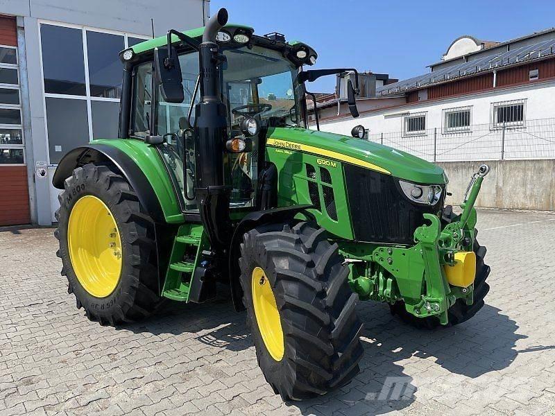 John Deere 6120M トラクター