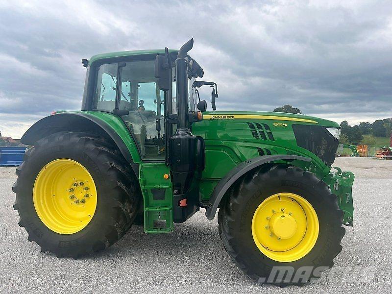 John Deere 6155M トラクター