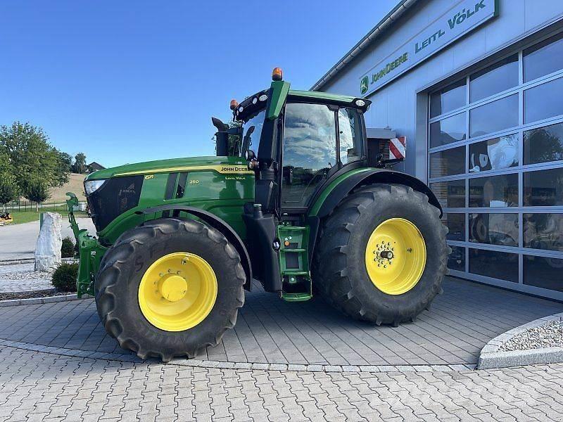 John Deere 6R250 トラクター