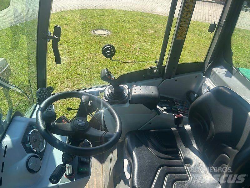 Kramer KL 25.5 T テレスコーピックハンドラー