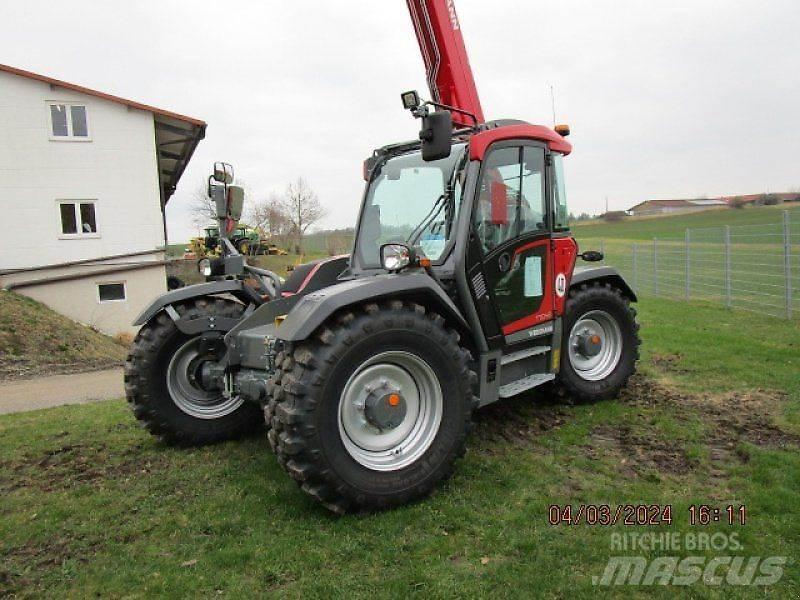 Weidemann T 7042 テレスコーピックハンドラー