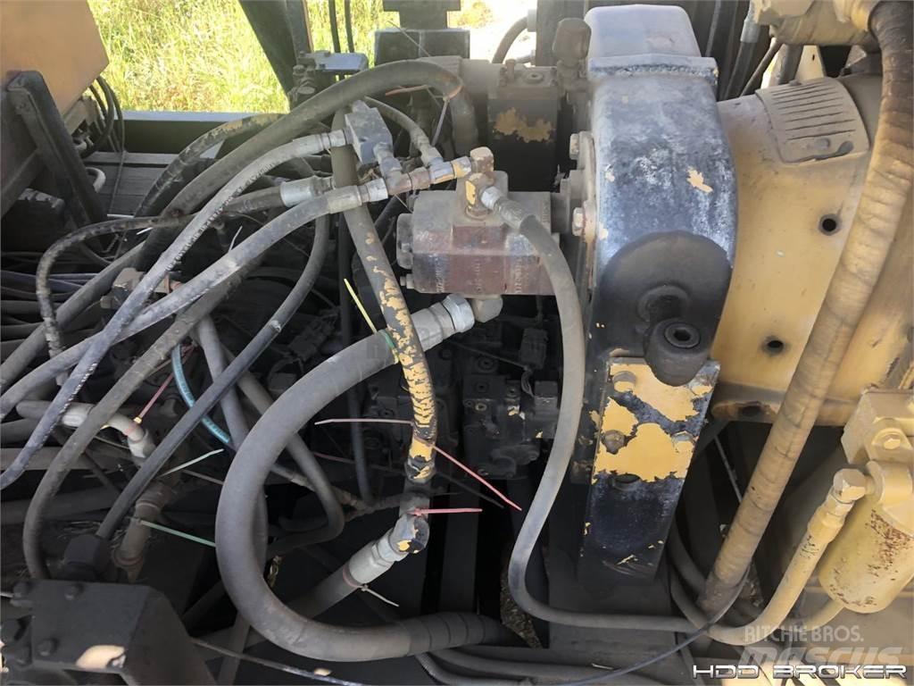 American Augers DD-330 水平掘削リグ