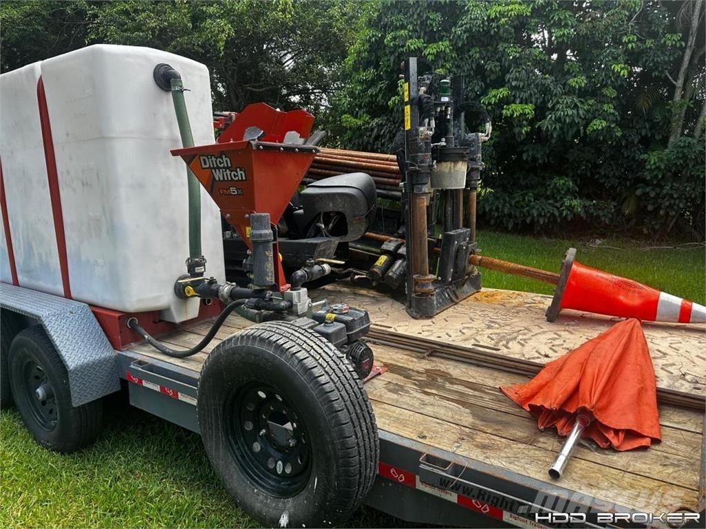 Ditch Witch JT10 水平掘削リグ