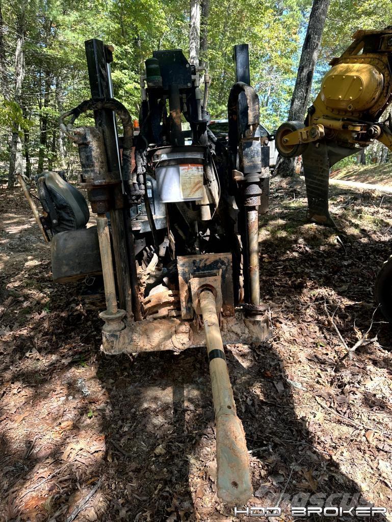 Ditch Witch JT10 水平掘削リグ