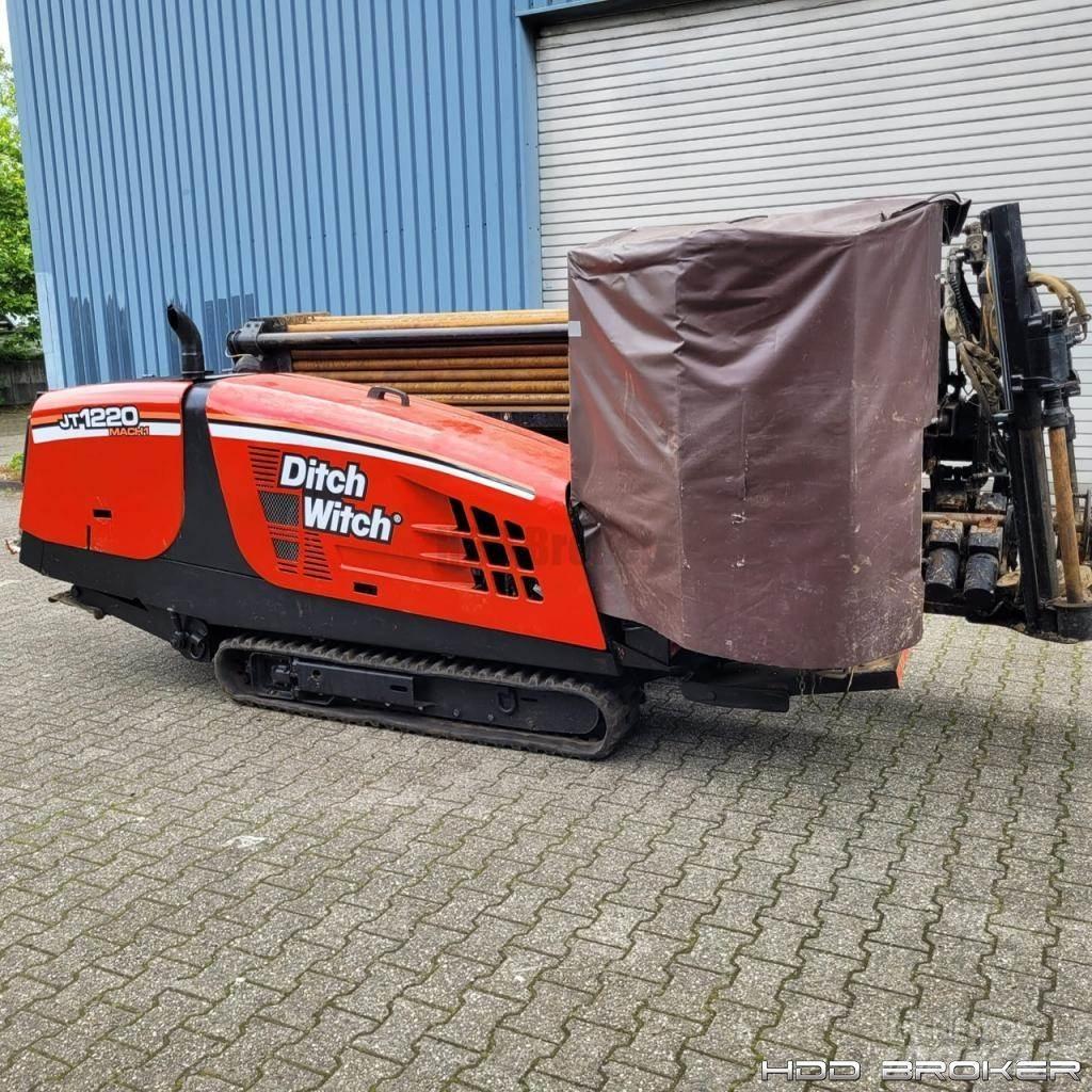 Ditch Witch JT1220 Mach 1 水平掘削リグ