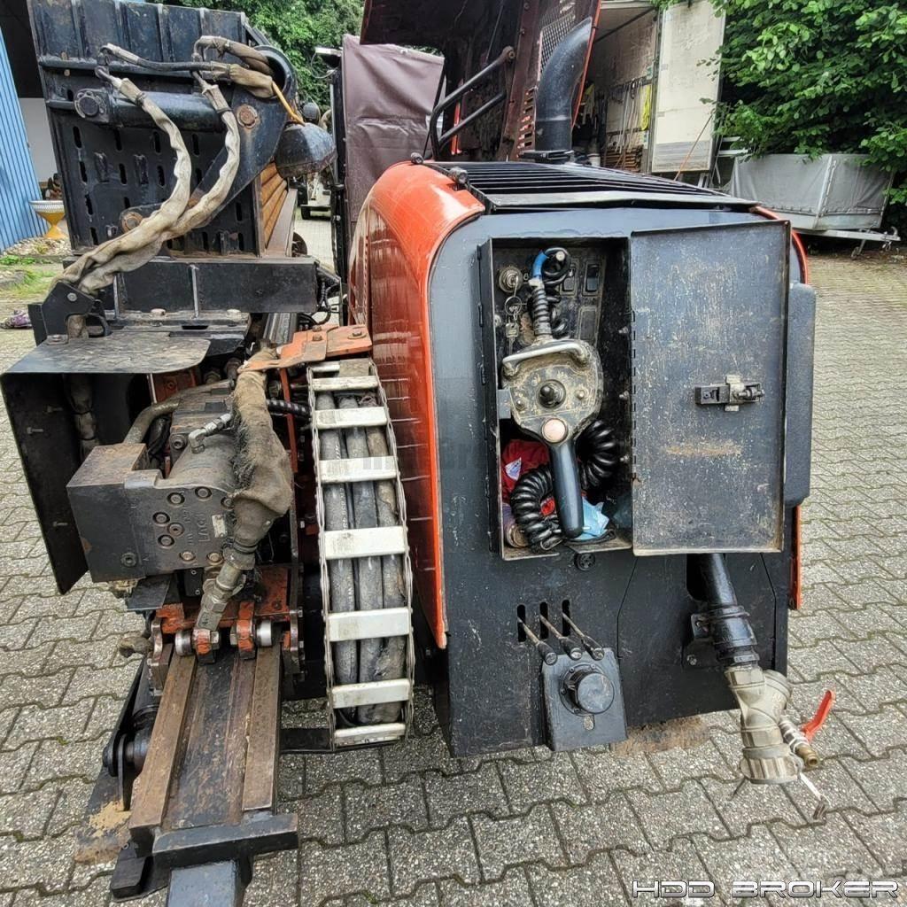Ditch Witch JT1220 Mach 1 水平掘削リグ