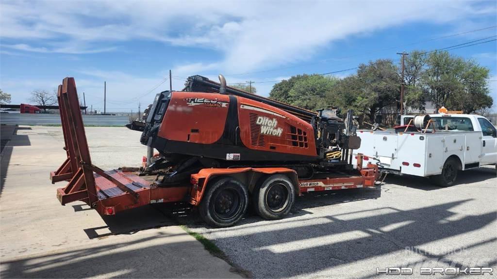 Ditch Witch JT1220 Mach 1 水平掘削リグ