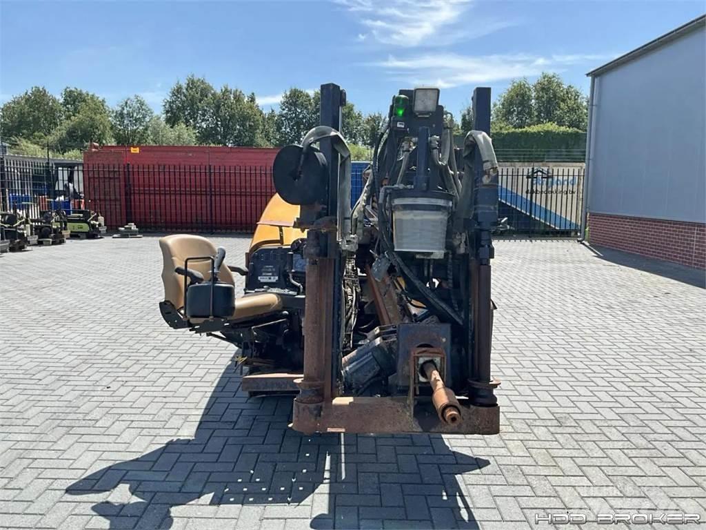 Ditch Witch JT1220 Mach 1 水平掘削リグ