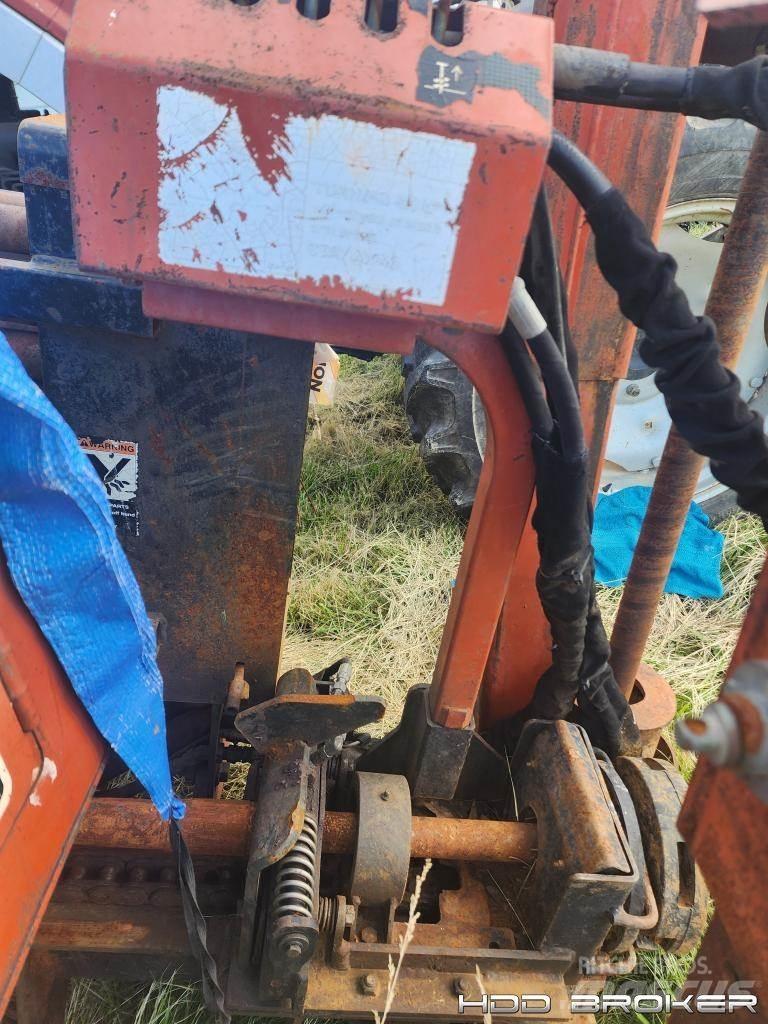 Ditch Witch JT1720 水平掘削リグ