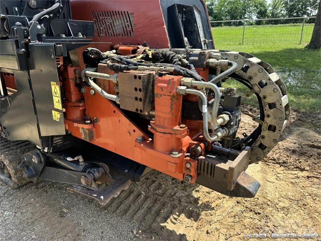 Ditch Witch JT20 水平掘削リグ