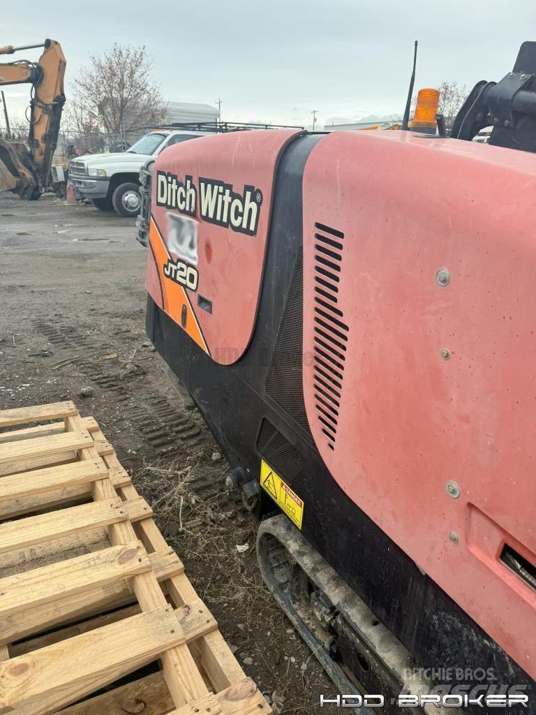 Ditch Witch JT20 水平掘削リグ