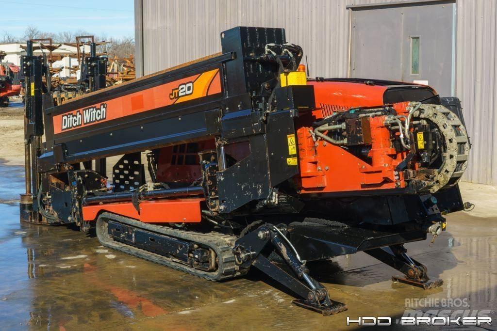Ditch Witch JT20 水平掘削リグ