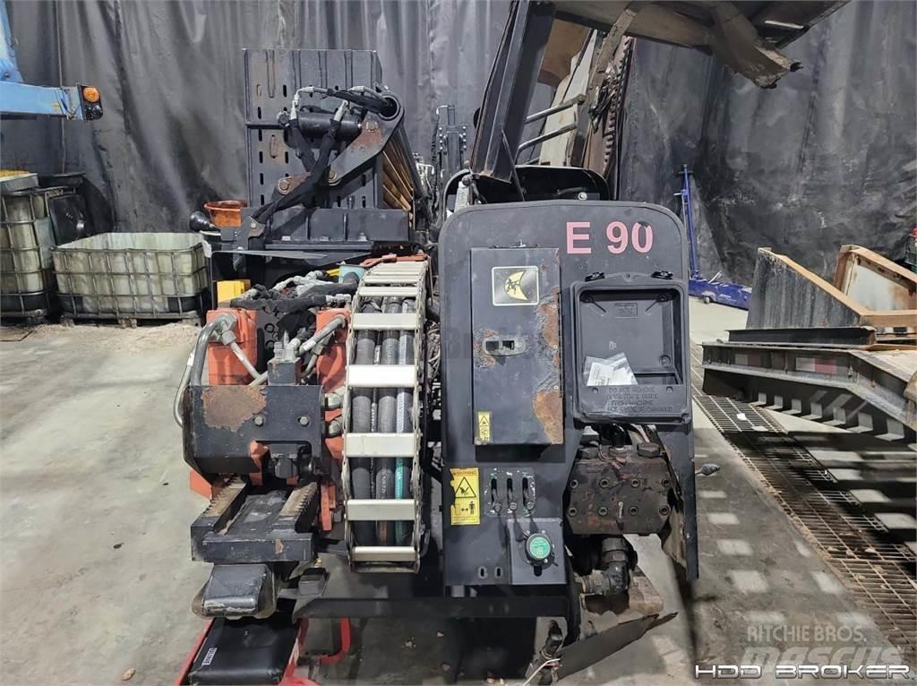 Ditch Witch JT20 水平掘削リグ