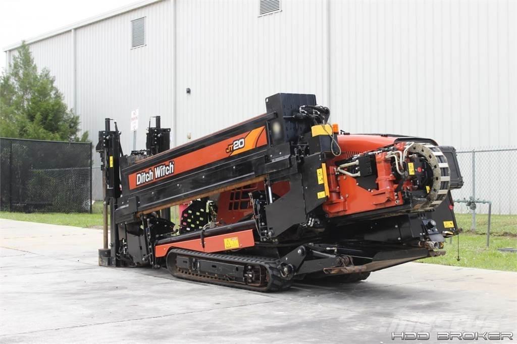 Ditch Witch JT20 水平掘削リグ