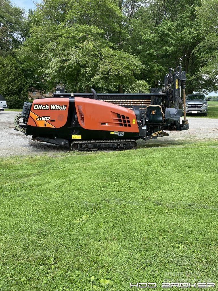 Ditch Witch JT20 水平掘削リグ